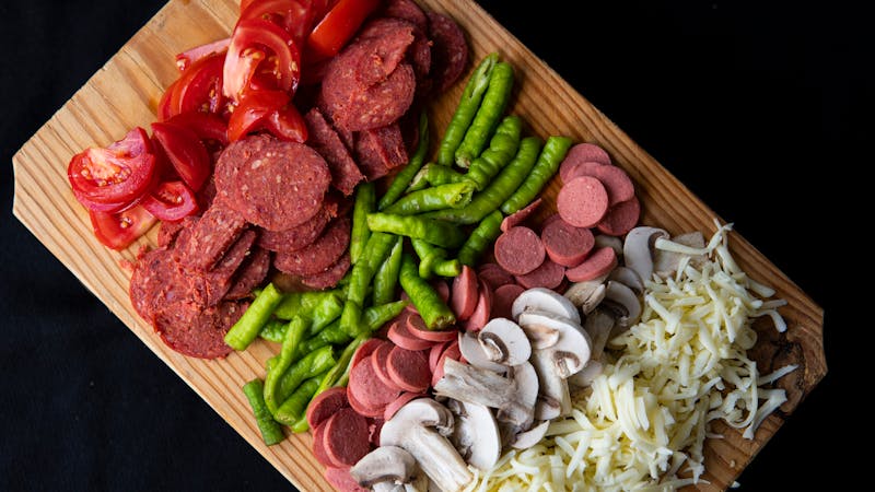 Mozzarella sticks with marinara dipping sauce